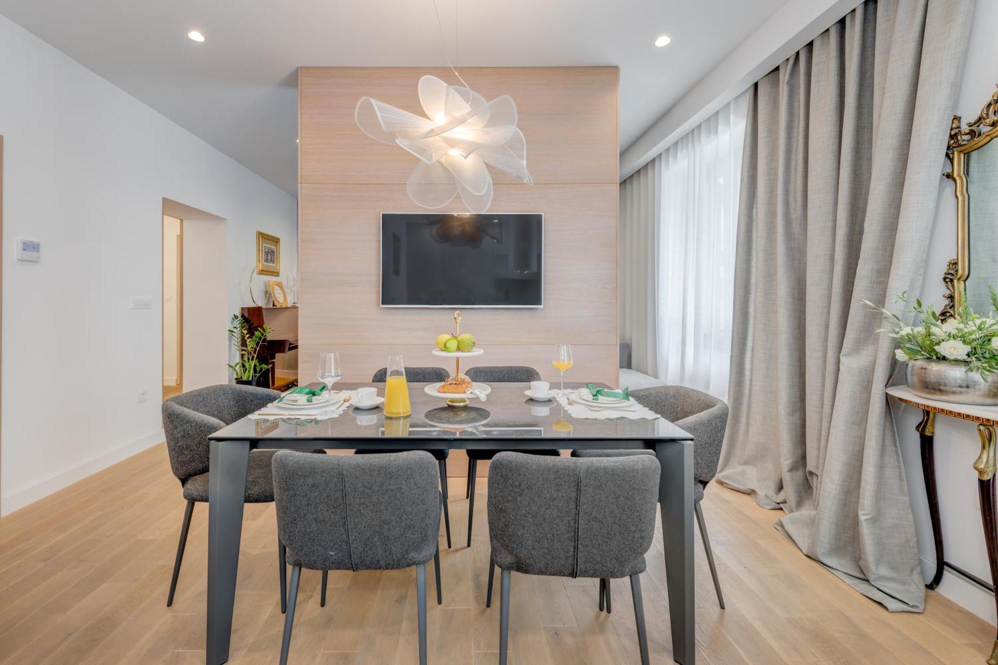 Top Location! Spacious Lux Apartment -5 Min From Beach & Centre Split Extérieur photo