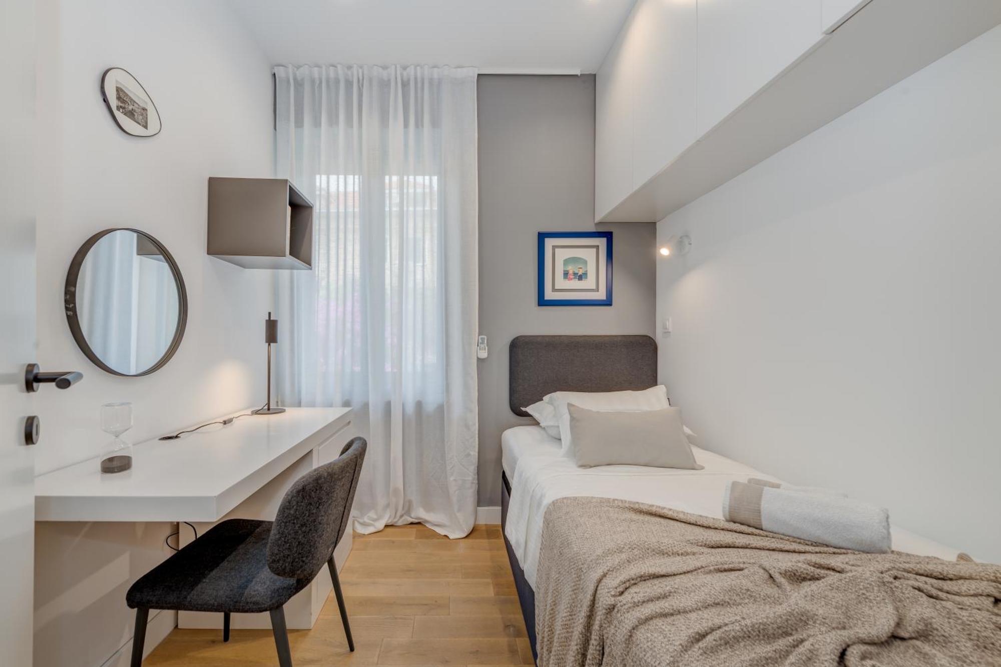 Top Location! Spacious Lux Apartment -5 Min From Beach & Centre Split Extérieur photo